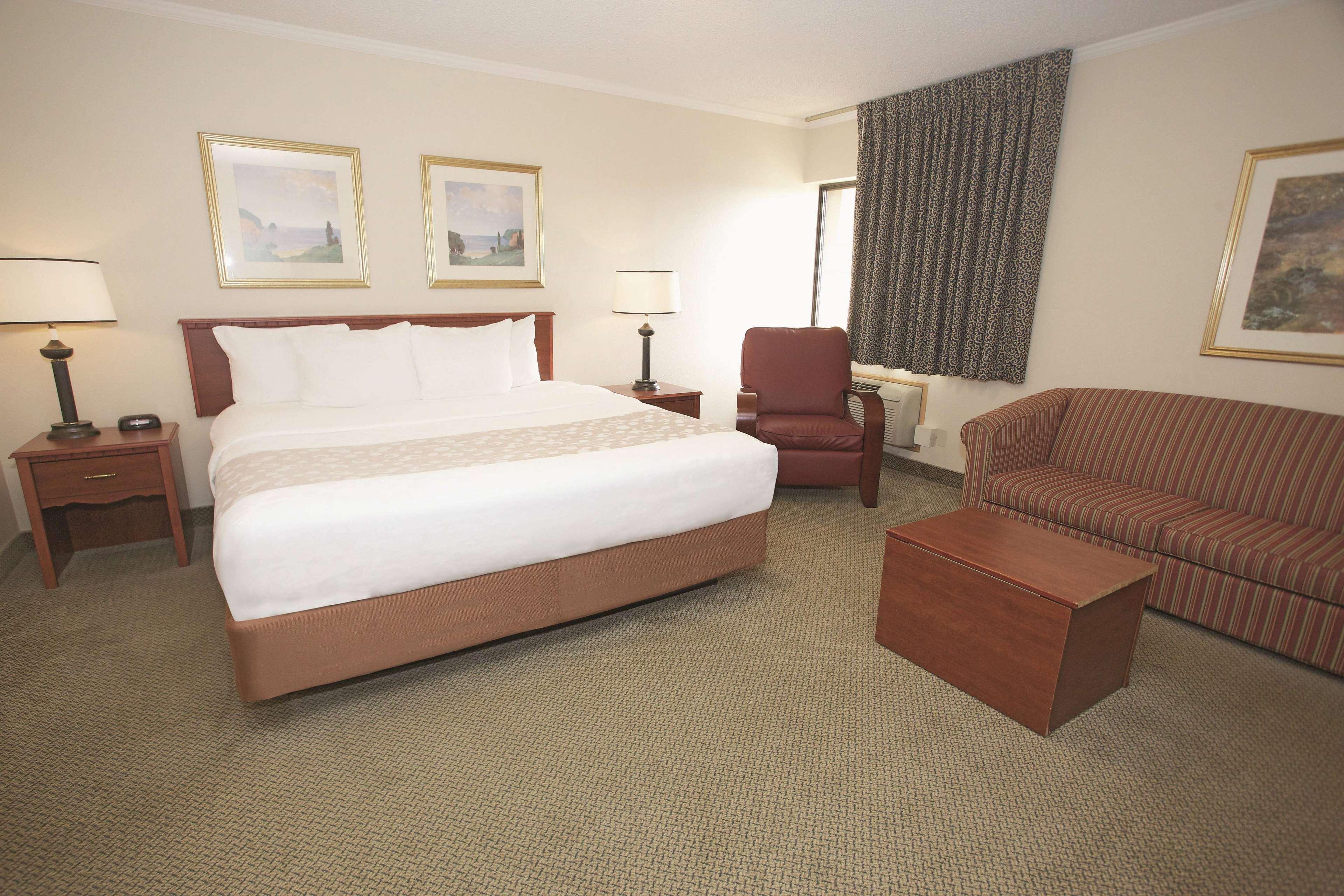 La Quinta Inn By Wyndham Milwaukee Airport / Oak Creek Extérieur photo